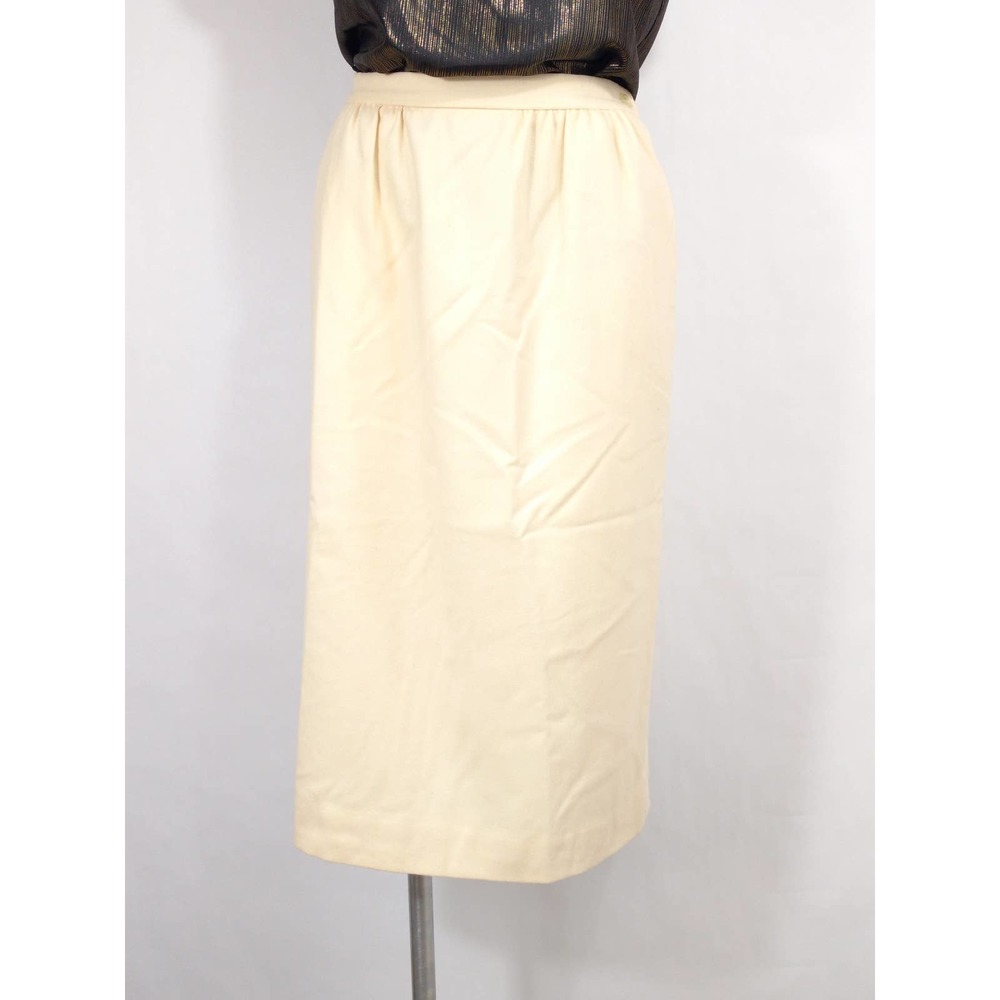Vtg Pendleton knee length wool skirt cream